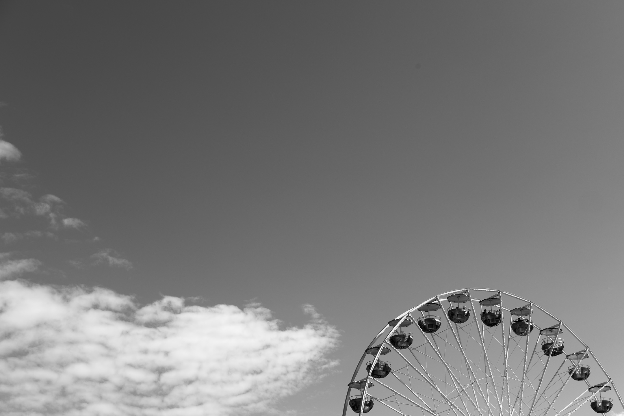 7.11.21Vers4FerrisWheelDetailFujiXE4-35mm
